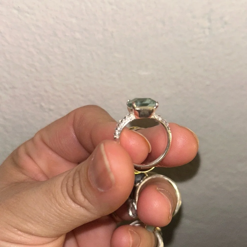 Elegant Silver and Green Gemstone Ring Sz 7.5